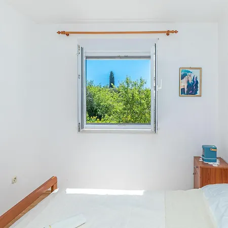 1 Bedroom Stunning In Okrug Gornji