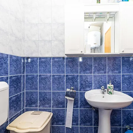 Appartamento 1 Bedroom Stunning In Okrug Gornji